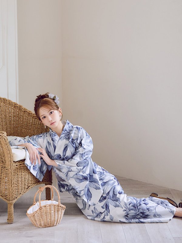 モデル:六本木 JUNGLE TOKYO りの Fサイズ