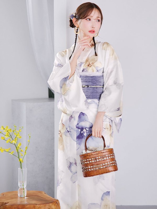モデル：菅野結以　身長：163cm