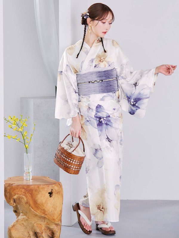 モデル：菅野結以　身長：163cm