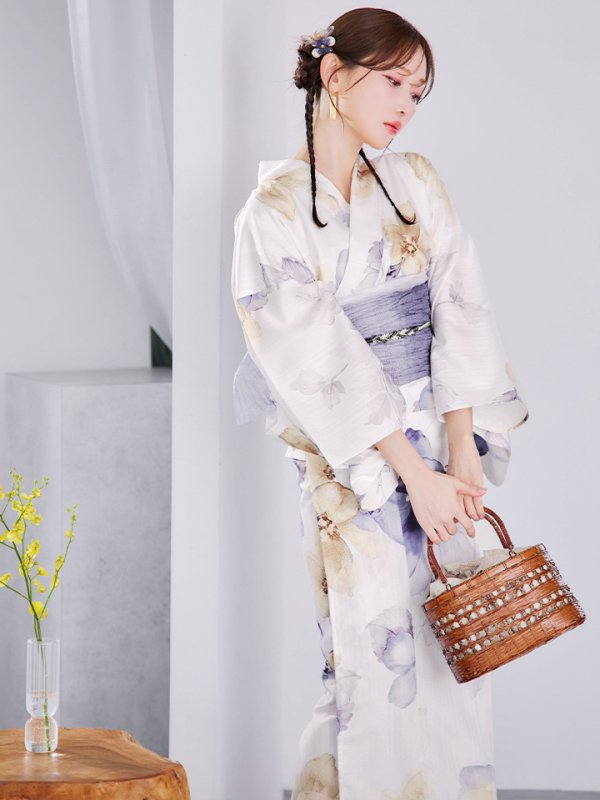 モデル：菅野結以　身長：163cm