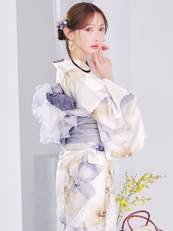 モデル：菅野結以　身長：163cm