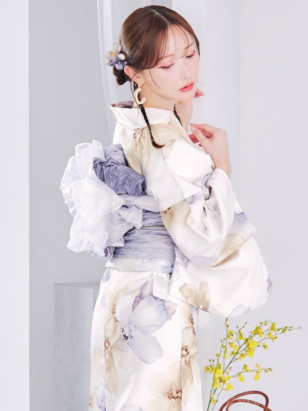 モデル：菅野結以　身長：163cm