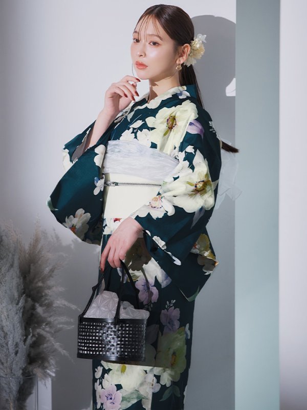 モデル:kie 身長:158cm 着用サイズ:Fサイズ