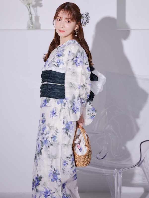 モデル：麻亜里　身長：160cm　着用サイズ：Fサイズ