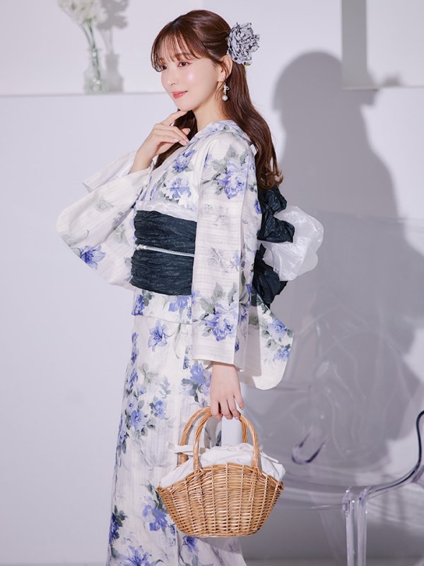 モデル：麻亜里　身長：160cm　着用サイズ：Fサイズ