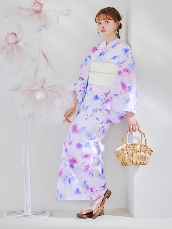 モデル:加藤ナナ 身長:160cm 着用サイズ:Fサイズ