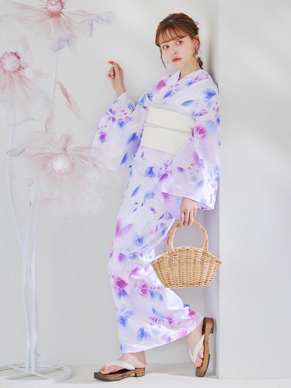 モデル:加藤ナナ 身長:160cm 着用サイズ:Fサイズ