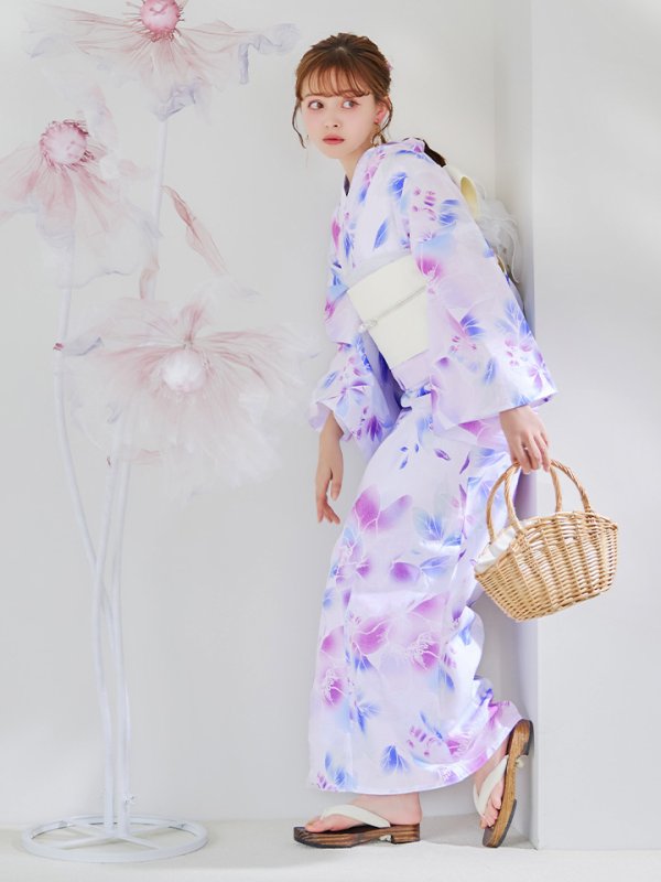 モデル:加藤ナナ 身長:160cm 着用サイズ:Fサイズ