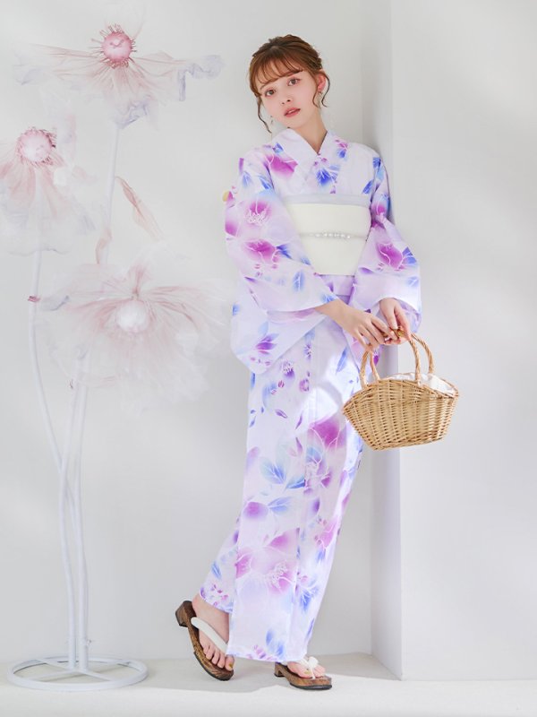 モデル:加藤ナナ 身長:160cm 着用サイズ:Fサイズ