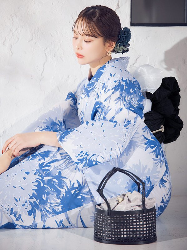 モデル:kie 身長:158cm 着用サイズ:Fサイズ