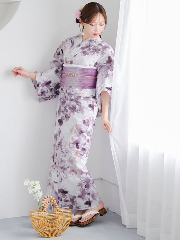 モデル：菅野結以　身長：163cm