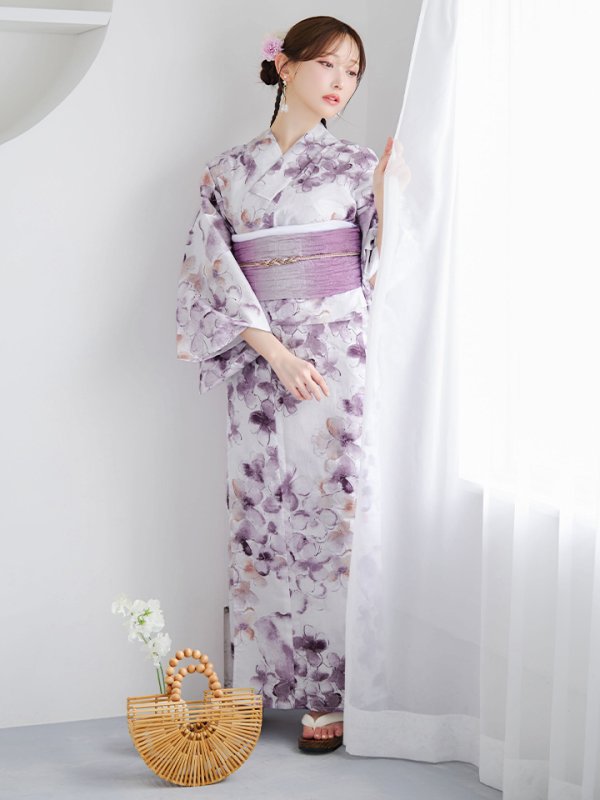 モデル：菅野結以　身長：163cm