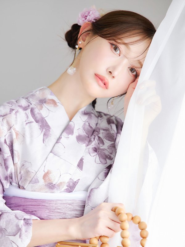 モデル：菅野結以　身長：163cm