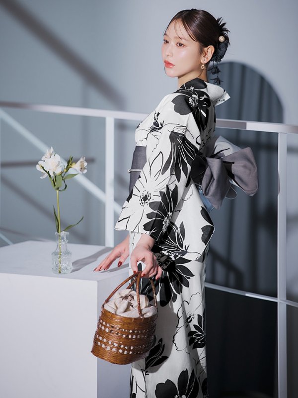 画像22: 【即日発送】モノトーンフラワーレトロモダン浴衣【浴衣３点セット 浴衣/帯/下駄】[YMT]
