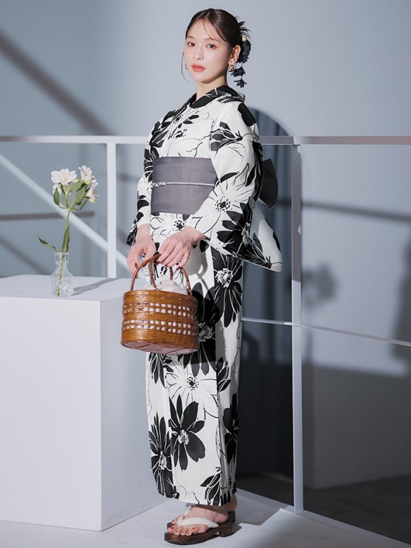 画像31: 【即日発送】モノトーンフラワーレトロモダン浴衣【浴衣３点セット 浴衣/帯/下駄】[YMT]