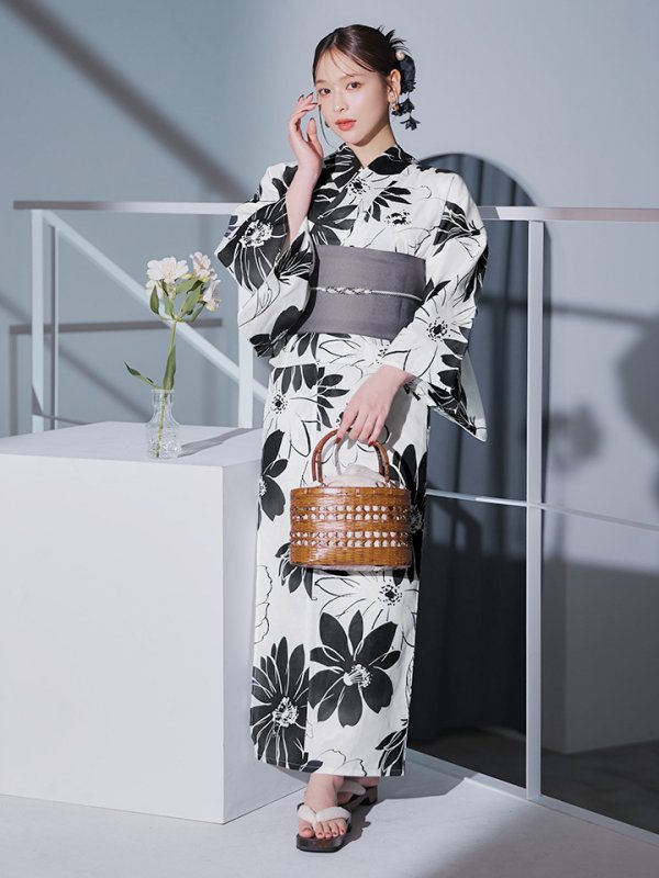 画像32: 【即日発送】モノトーンフラワーレトロモダン浴衣【浴衣３点セット 浴衣/帯/下駄】[YMT]