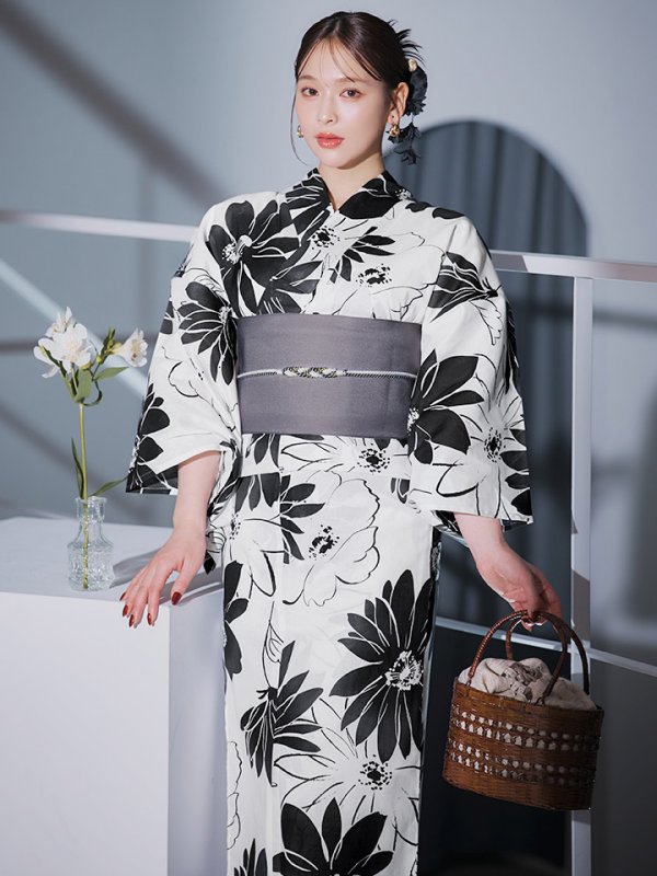 画像33: 【即日発送】モノトーンフラワーレトロモダン浴衣【浴衣３点セット 浴衣/帯/下駄】[YMT]