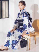 大柄ブルーフラワー浴衣 OBI-siwa-200-kj-12-DKBL / HIMO-906-yn-PEARL / HEKO-800-sb-5-W / YA-1016-kj-CL / GETA-01-kj-3-IV/ [YMT]