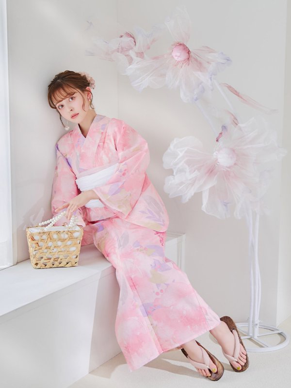 モデル:加藤ナナ 身長:160cm 着用サイズ:Fサイズ