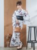 画像2: 【即日発送】ニュアンスモノトーンフラワー浴衣 OBI-siwa-200-kj-1-B / HIMO-900-yn-4-GYxGY / HEKO-800-sb-5-WH / YA-73-kn-GY / GETA-01-kj-3-IV/ [YMT] (2)