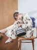 画像5: 【即日発送】水彩風モノトーンフラワー浴衣 OBI-g-500-kj-9-NV / HIMO-900-yn-4-GYxGY / HEKO-800-sb-5-WH / YA-953-kn-BL / YA-1081-kj-BL / GETA-01-kj-3-IV[YMT]