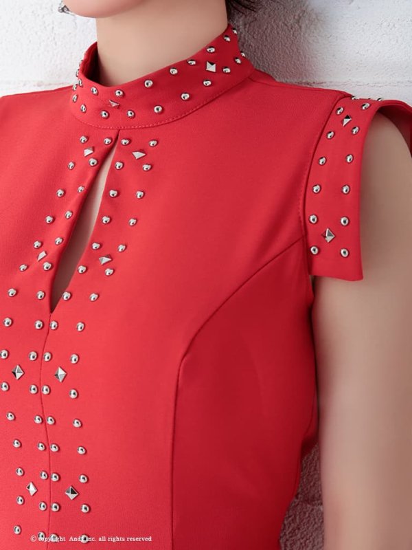 オレンジ　モデル：青田夏奈　身長：163cm　着用サイズ：Mサイズ