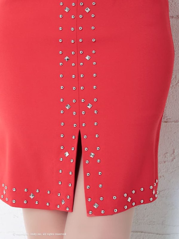 オレンジ　モデル：青田夏奈　身長：163cm　着用サイズ：Mサイズ