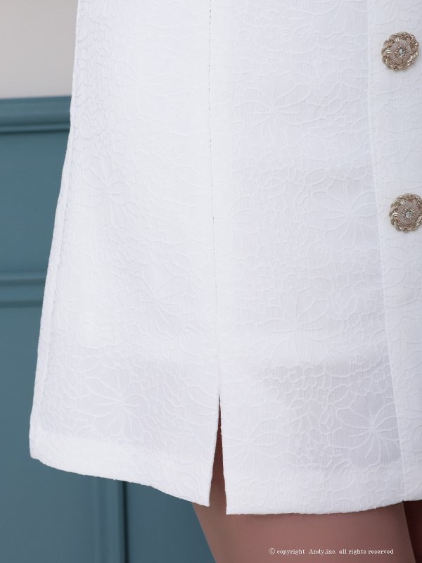 ホワイト　モデル：あみ　身長：163cm　着用サイズ：Sサイズ