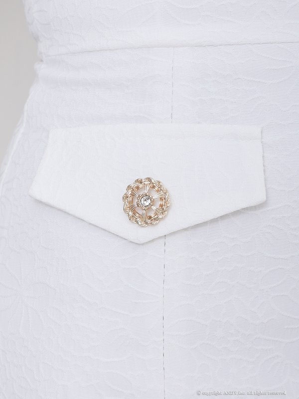 ホワイト　モデル：あみ　身長：163cm　着用サイズ：Sサイズ