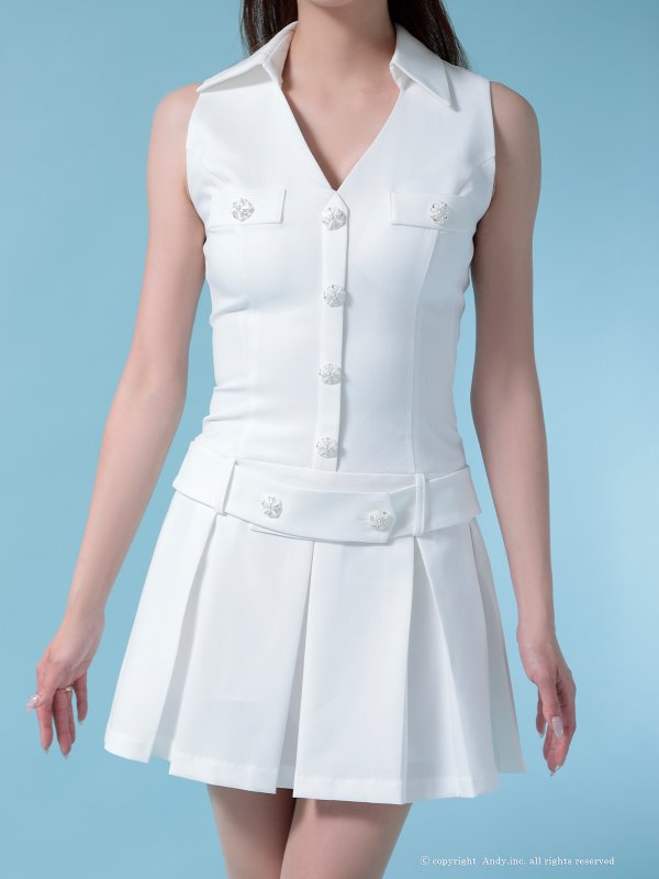 ホワイト モデル:あみ 身長:163cm 着用サイズ:Sサイズ