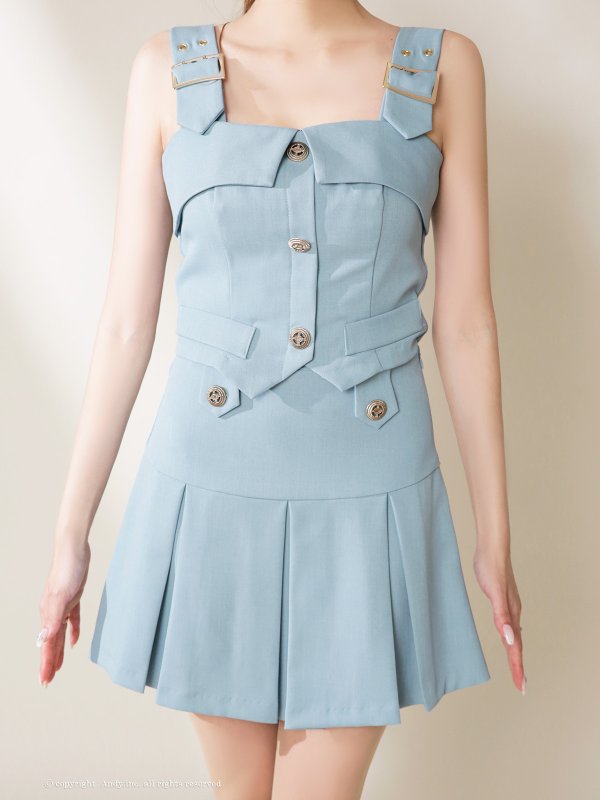 ライトブルー モデル：あみ　身長：163cm　着用サイズ：Sサイズ