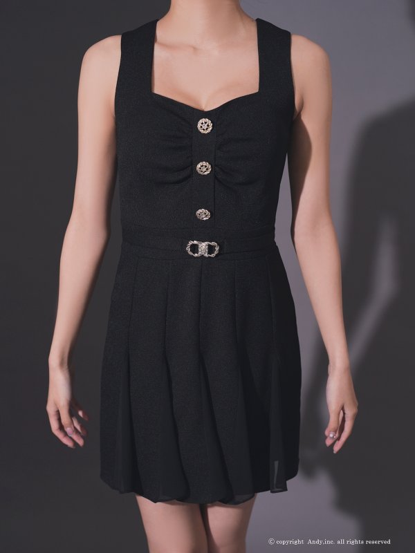 ブラック　モデル：七瀬みほ　身長：162cm　着用サイズ：Sサイズ