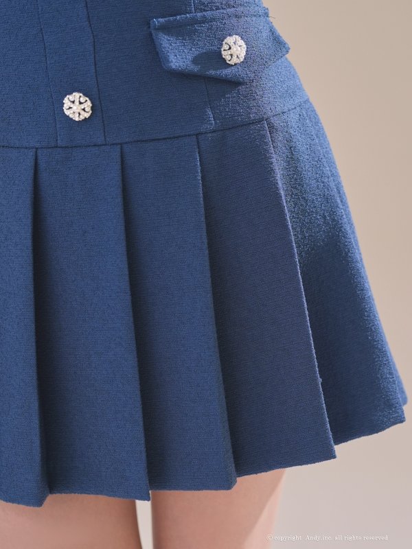 ネイビー モデル：七瀬みほ　身長：162cm　着用サイズ：Sサイズ