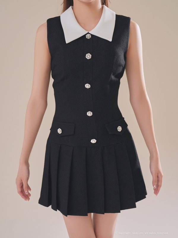 ブラック モデル：七瀬みほ　身長：162cm　着用サイズ：Sサイズ