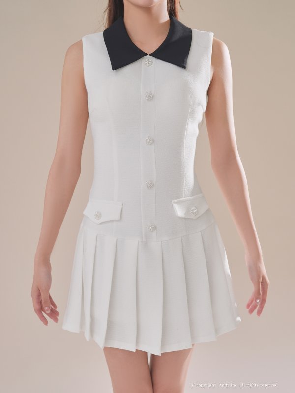 ホワイト モデル：七瀬みほ　身長：162cm　着用サイズ：Sサイズ