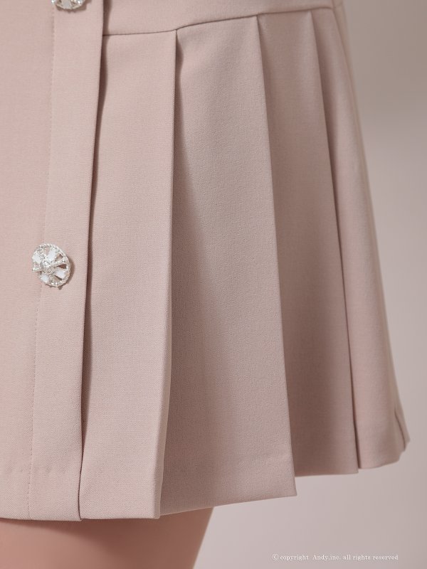 ベージュ モデル：あみ　身長：163cm　着用サイズ：Sサイズ