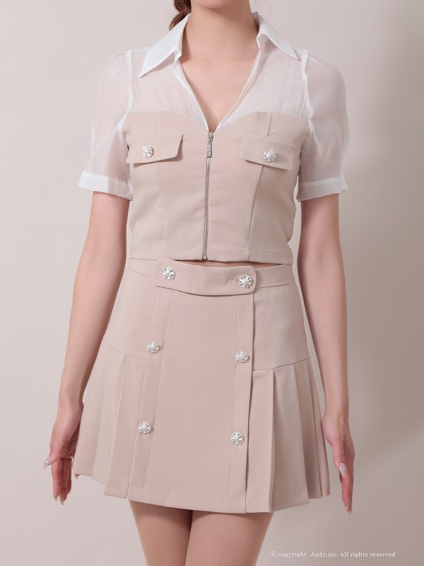 ベージュ モデル：あみ　身長：163cm　着用サイズ：Sサイズ