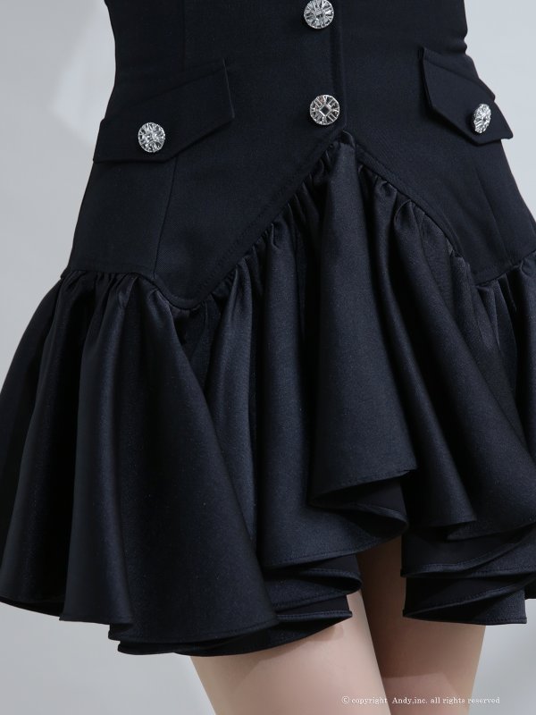 ブラック モデル：あみ　身長：163cm　着用サイズ：Sサイズ