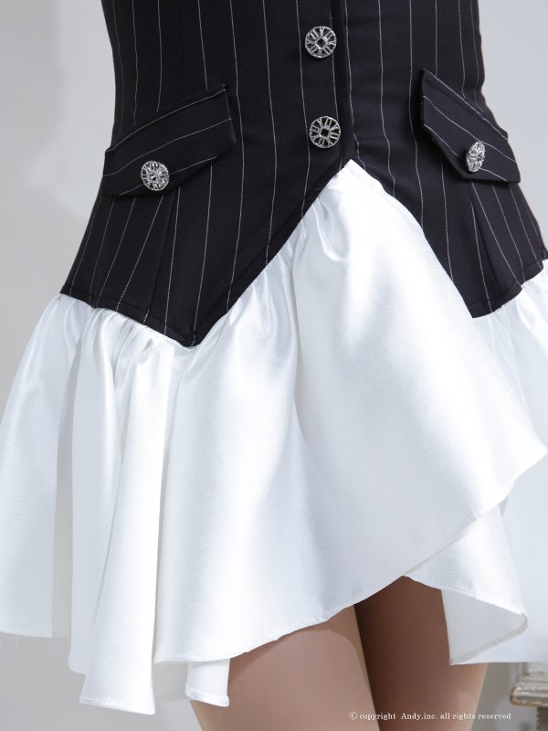 ブラックストライプxホワイト モデル：あみ　身長：163cm　着用サイズ：Sサイズ