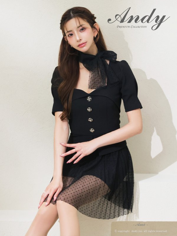 ブラック　モデル：あみ　着用サイズ：Sサイズ