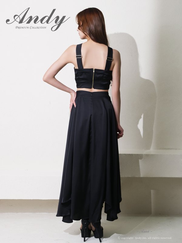 ブラック モデル：あみ　身長：163cm　着用サイズ：Sサイズ