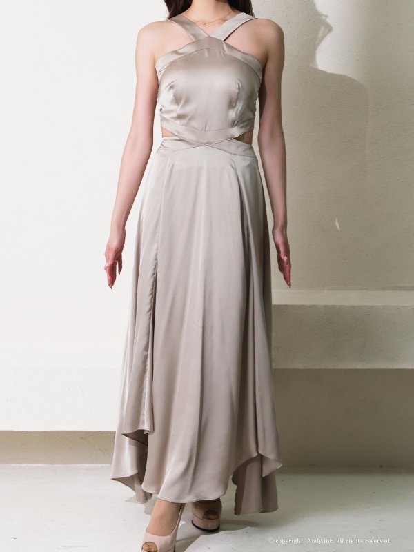 ベージュ　モデル：あみ　身長：163cm　着用サイズ：Sサイズ