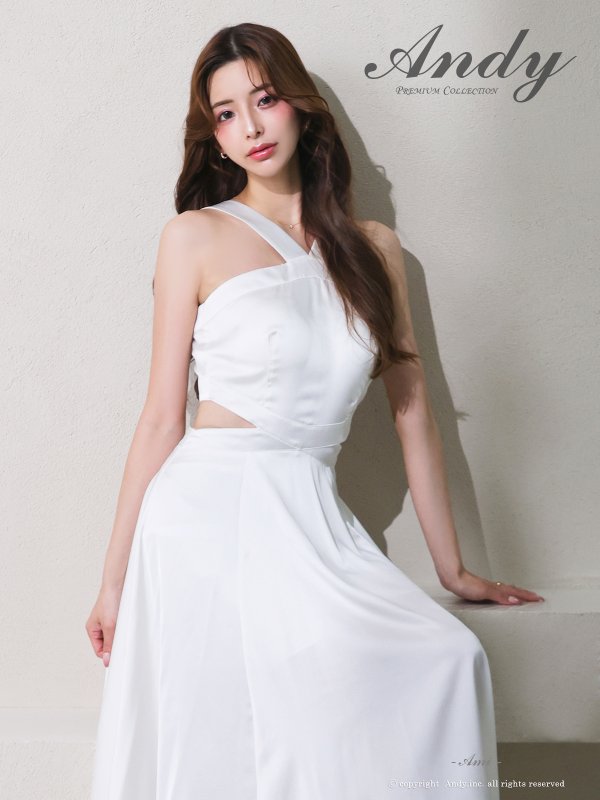 ホワイト　モデル：あみ　身長：163cm　着用サイズ：Sサイズ