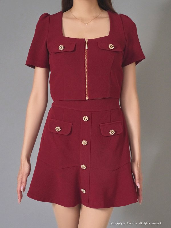 ワインレッド モデル：あみ　身長：163cm　着用サイズ：Sサイズ