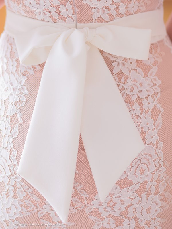 画像7: 【ANDY/アンディ】 レース/ アシメ/ カットアウト/ フリル/ オフショルデザイン/ 膝丈/ ミディアムドレス/ キャバドレス[OF05]