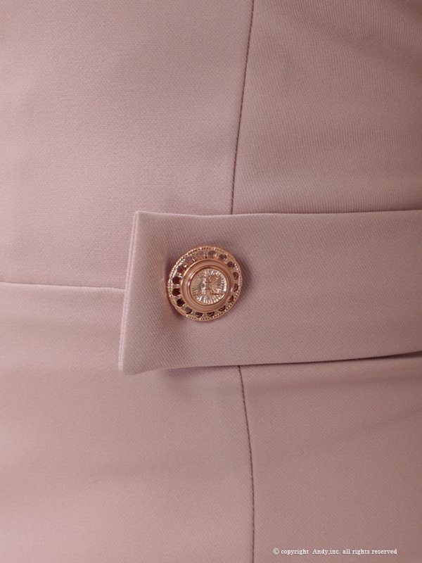 ベージュ モデル:あみ 身長:163cm 着用サイズ:Sサイズ