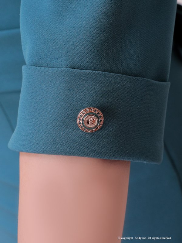 グリーン モデル:あみ 身長:163cm 着用サイズ:Sサイズ