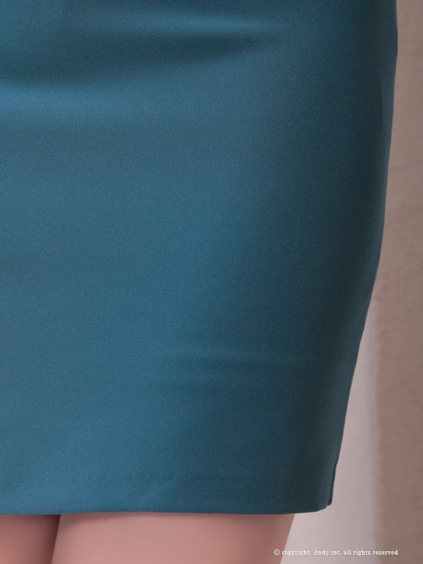 グリーン モデル:あみ 身長:163cm 着用サイズ:Sサイズ