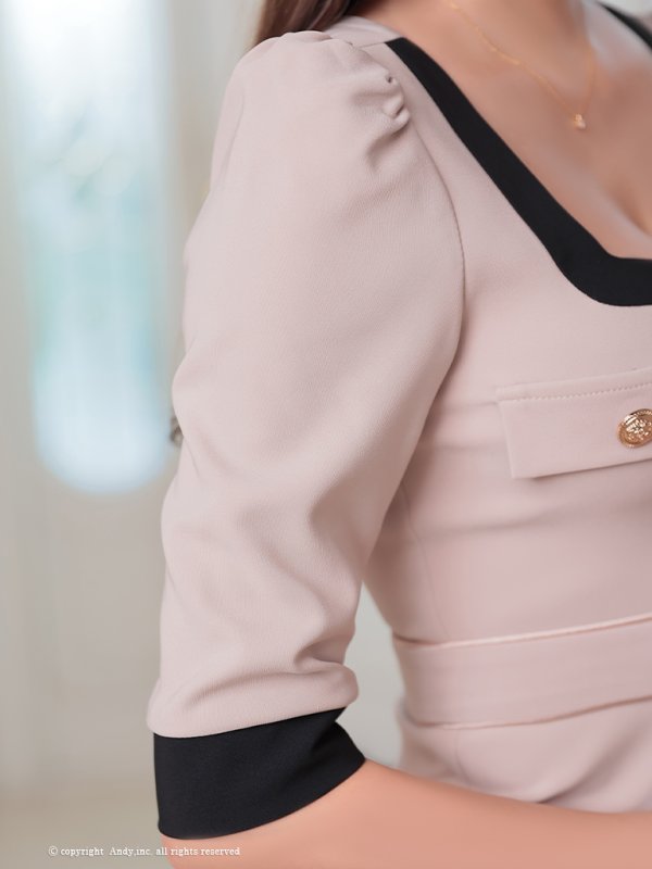 ベージュxブラック モデル:あみ 身長:163cm 着用サイズ:Sサイズ