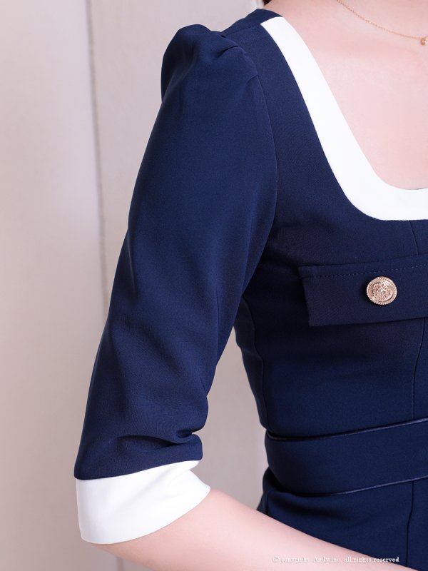 ネイビーxホワイト モデル:あみ 身長:163cm 着用サイズ:Sサイズ